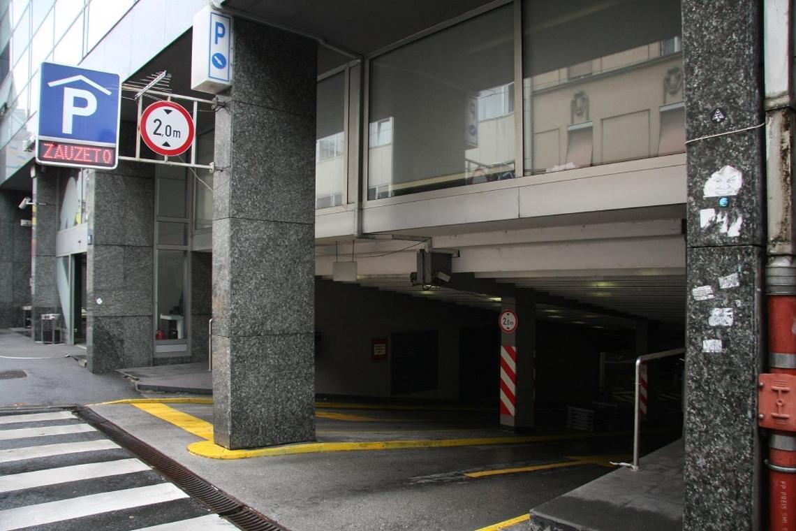 Woody - Your Sleep Oasis In Zagreb Exterior photo